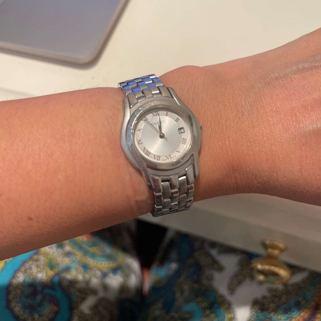 Authentic Gucci Silver 5500l Stainless Steel Date Ladies Watch